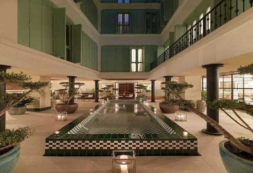 ホテル H10 Casa de La Plata