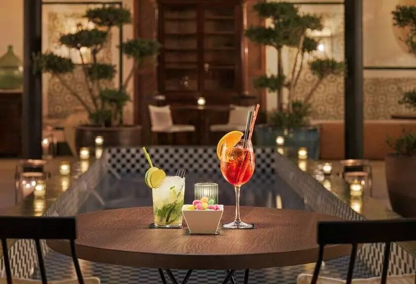 ホテル H10 Casa de La Plata