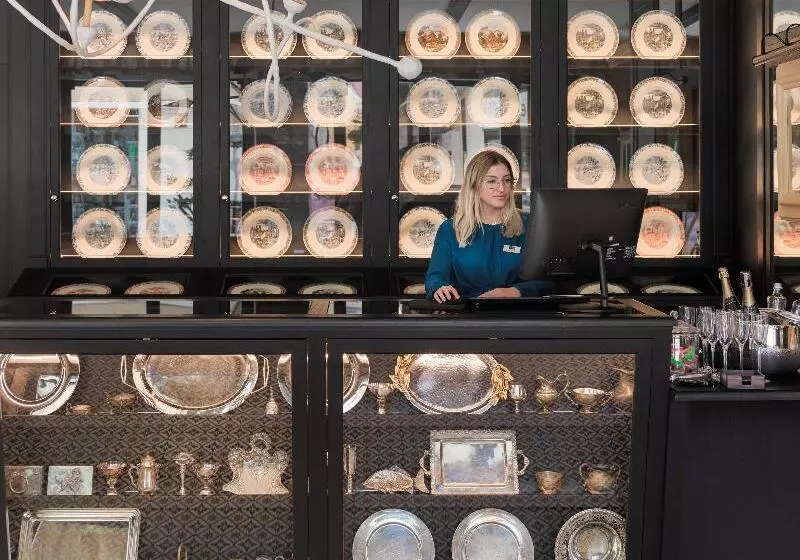 ホテル H10 Casa de La Plata