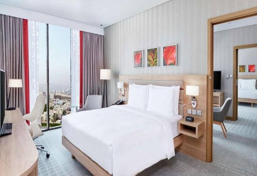 هتل Hilton Garden Inn Muscat Al Khuwair
