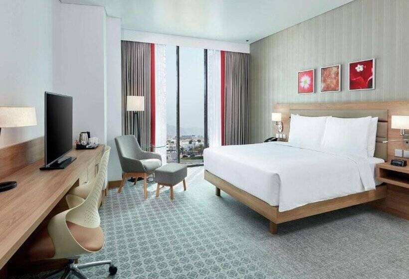 هتل Hilton Garden Inn Muscat Al Khuwair