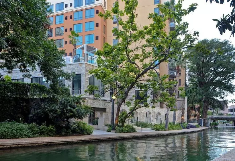 ホテル Home2 Suites By Hilton San Antonio Riverwalk, Tx