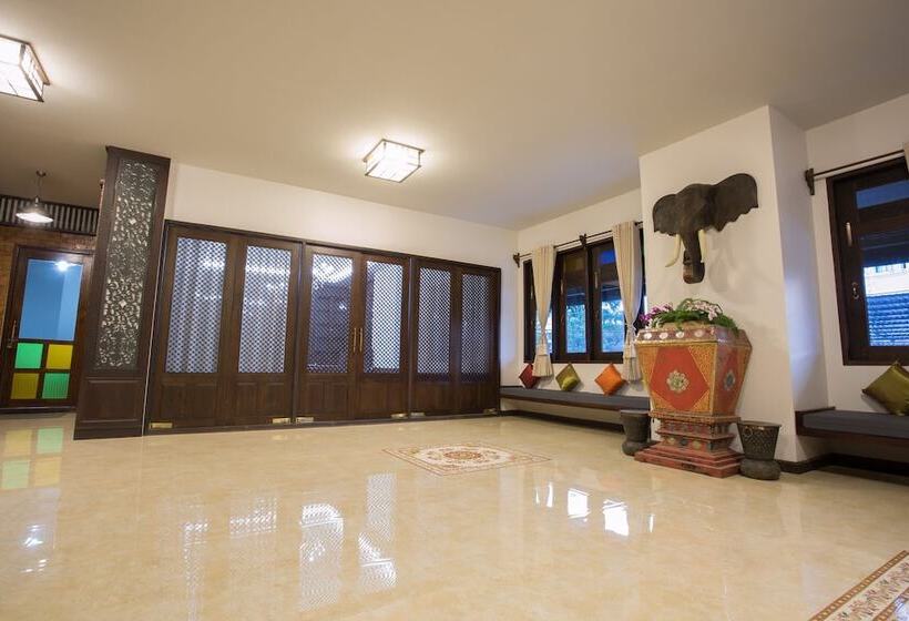 בית מלון כפרי Nightbazaar Inn