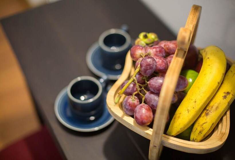 בית מלון כפרי Nightbazaar Inn