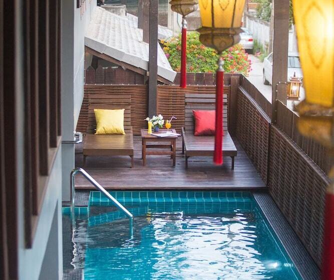 בית מלון כפרי Nightbazaar Inn