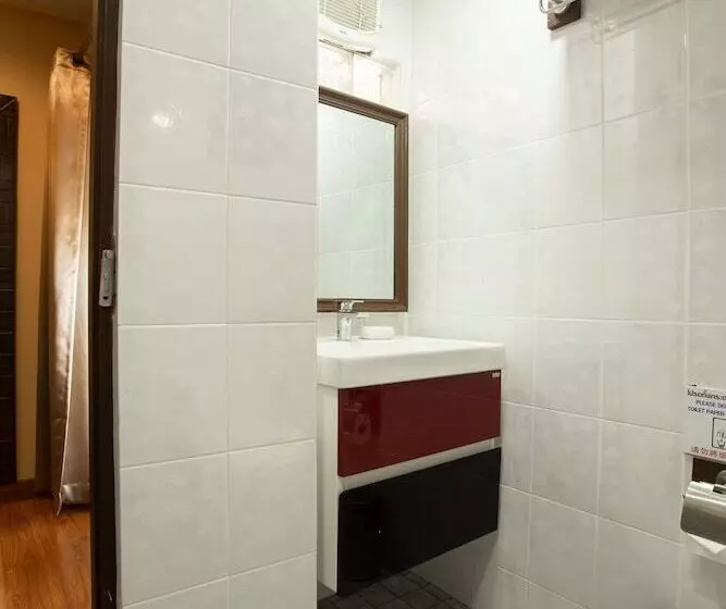 Hotelli Nightbazaar Inn