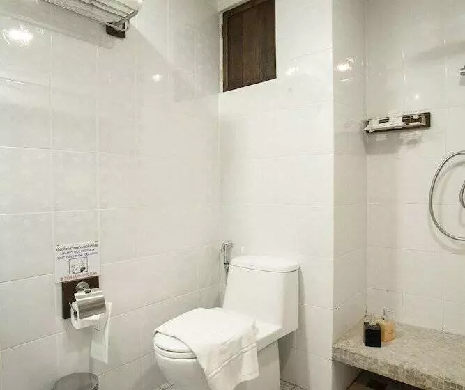 Hotelli Nightbazaar Inn