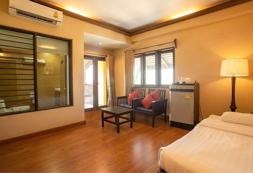 Hotelli Nightbazaar Inn