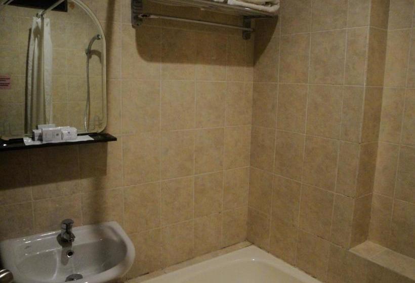 Sylvia Hotel Premier Kupang