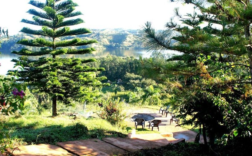 هتل Villas Del Lago Lake Resort & Campground