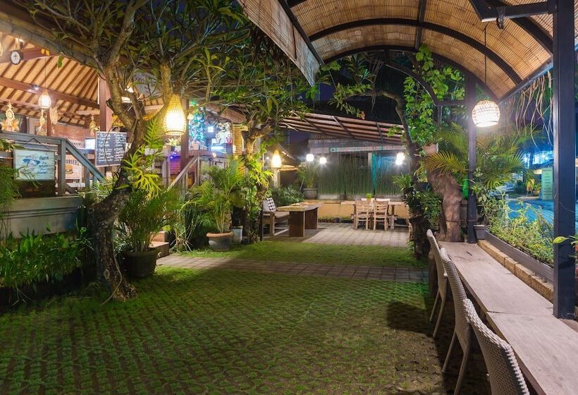 Kiskenda Cottages & Restaurant