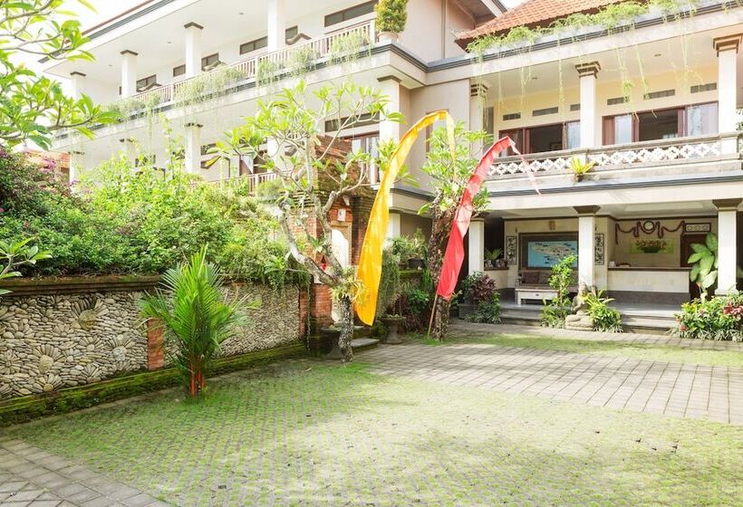 Kiskenda Cottages & Restaurant