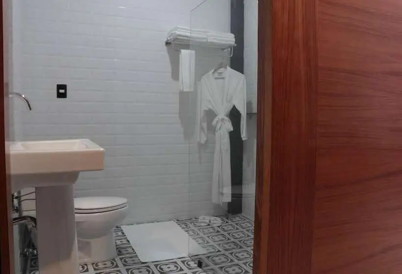 Elena De Cobre, Leon, A Member Of Design Hotels