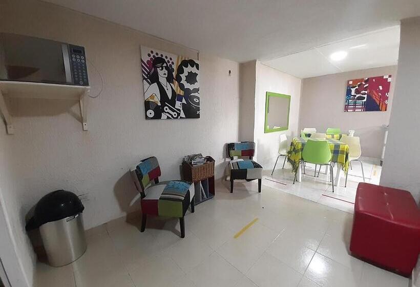 酒店 Casa Boston Inn