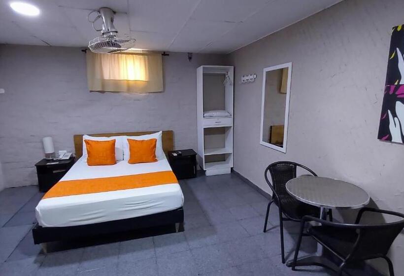 酒店 Casa Boston Inn