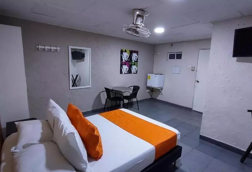 ホテル Casa Boston Inn