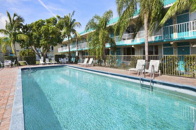 ホテル Days Inn By Wyndham Fort Pierce Midtown