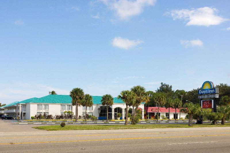ホテル Days Inn By Wyndham Fort Pierce Midtown