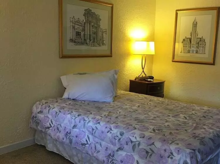 Hotelli Economy Lodge