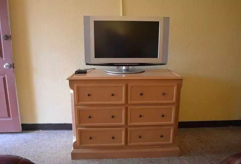 Hotelli Economy Lodge