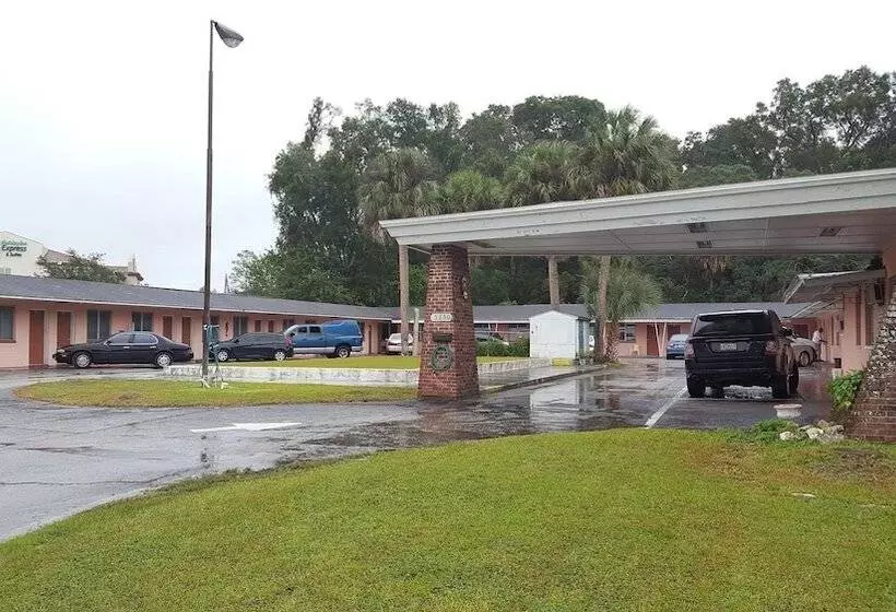 Hotelli Economy Lodge