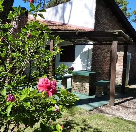 هتل El Descubrimiento Resort Club