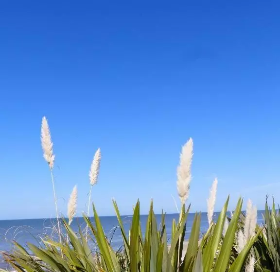 هتل El Descubrimiento Resort Club