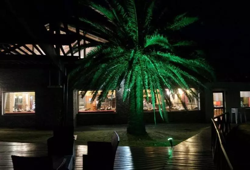 هتل El Descubrimiento Resort Club