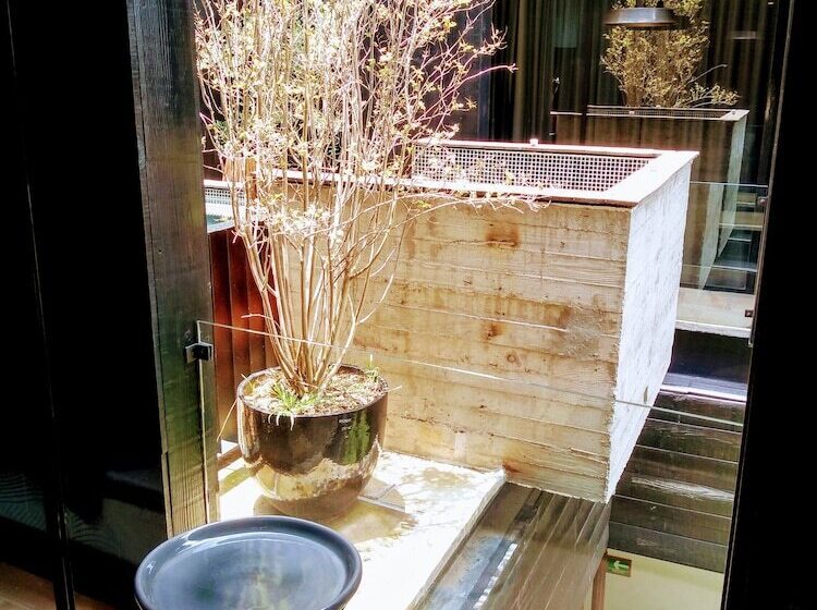 Elena De Cobre, Leon, A Member Of Design Hotels