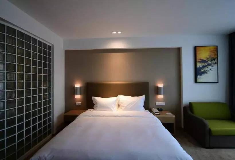 Hotelli Holiday Inn Express   Liuyang Development Zone, An Ihg