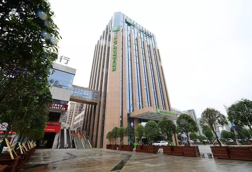 Hotelli Holiday Inn Express   Liuyang Development Zone, An Ihg