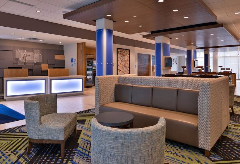 호텔 Holiday Inn Express & Suites Marshalltown, An Ihg