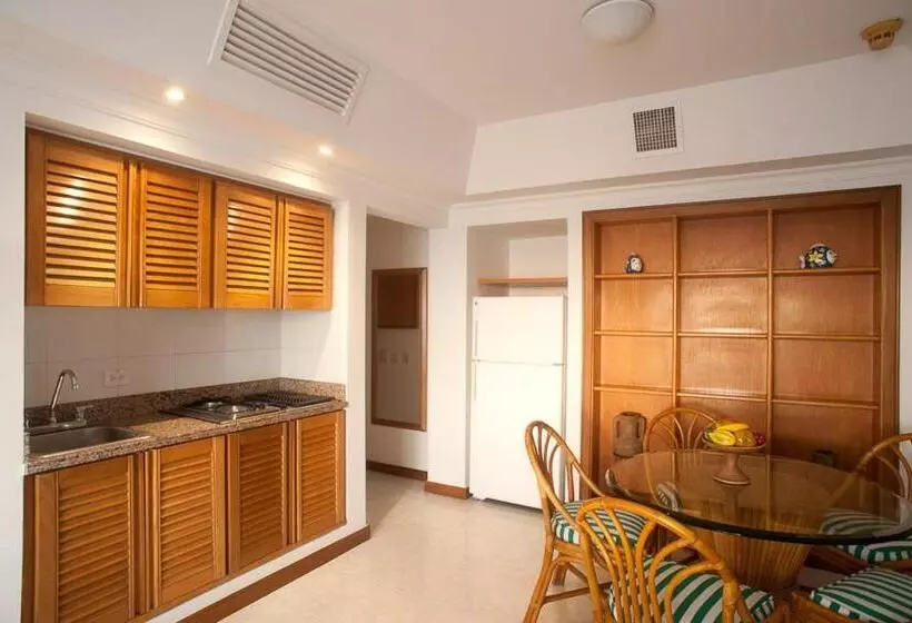 Irotama Apartasuites