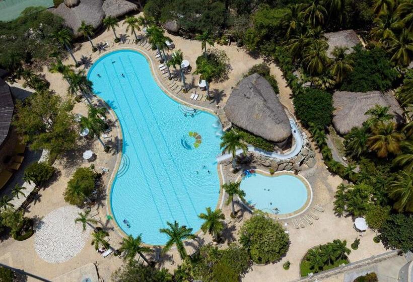 Irotama Apartasuites