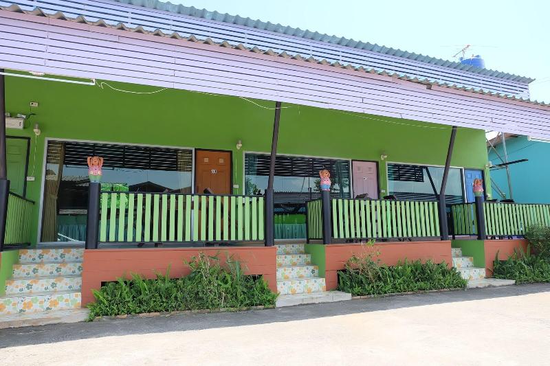 בית מלון כפרי Nam Phueng Place 2