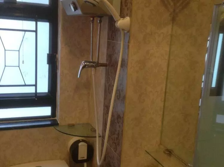 هتل Oriental Pearl Budget