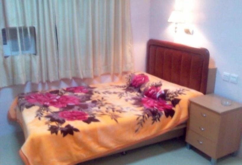 هتل Oriental Pearl Budget