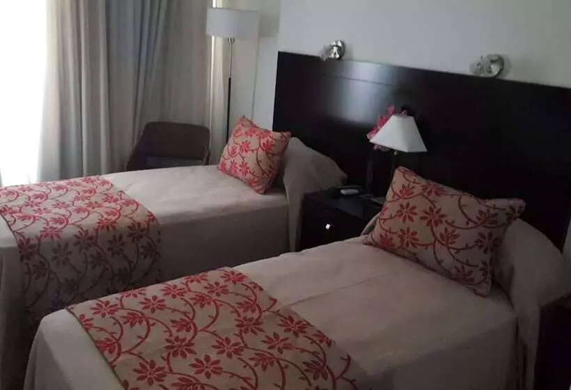 هتل Palermo Bridge