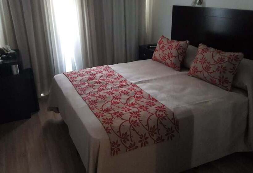 هتل Palermo Bridge