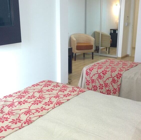 هتل Palermo Bridge