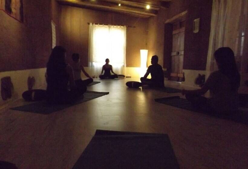 בית מלון כפרי Poblado Kimal