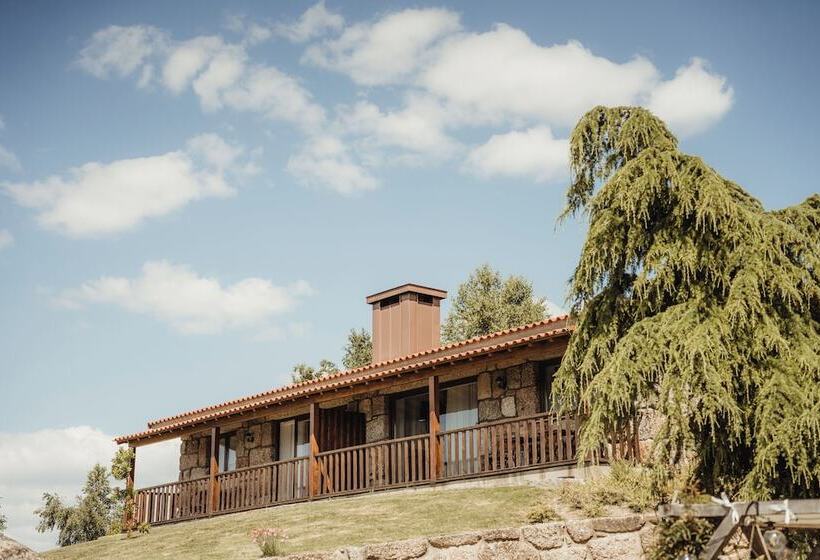 هتل Pousadela Village