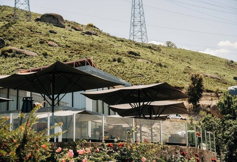 هتل Pousadela Village