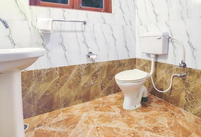 בית מלון כפרי Premier Pahalgam