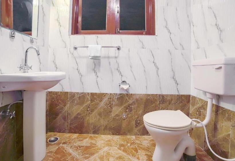 בית מלון כפרי Premier Pahalgam