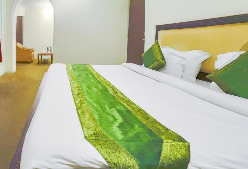 בית מלון כפרי Premier Pahalgam