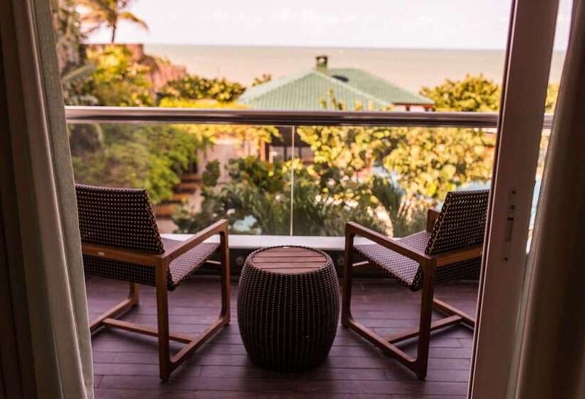 Vogal Luxury Beach Hotel & Spa