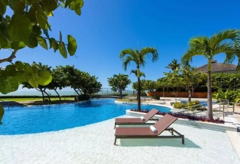 Vogal Luxury Beach Hotel & Spa