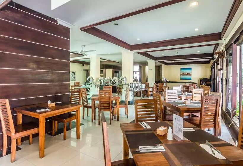 ホテル Zen Rooms Legian Melasti