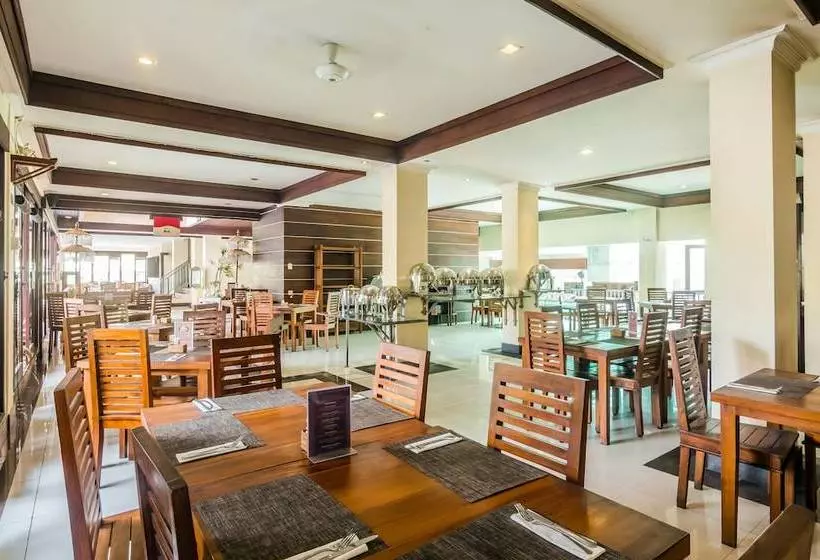 ホテル Zen Rooms Legian Melasti